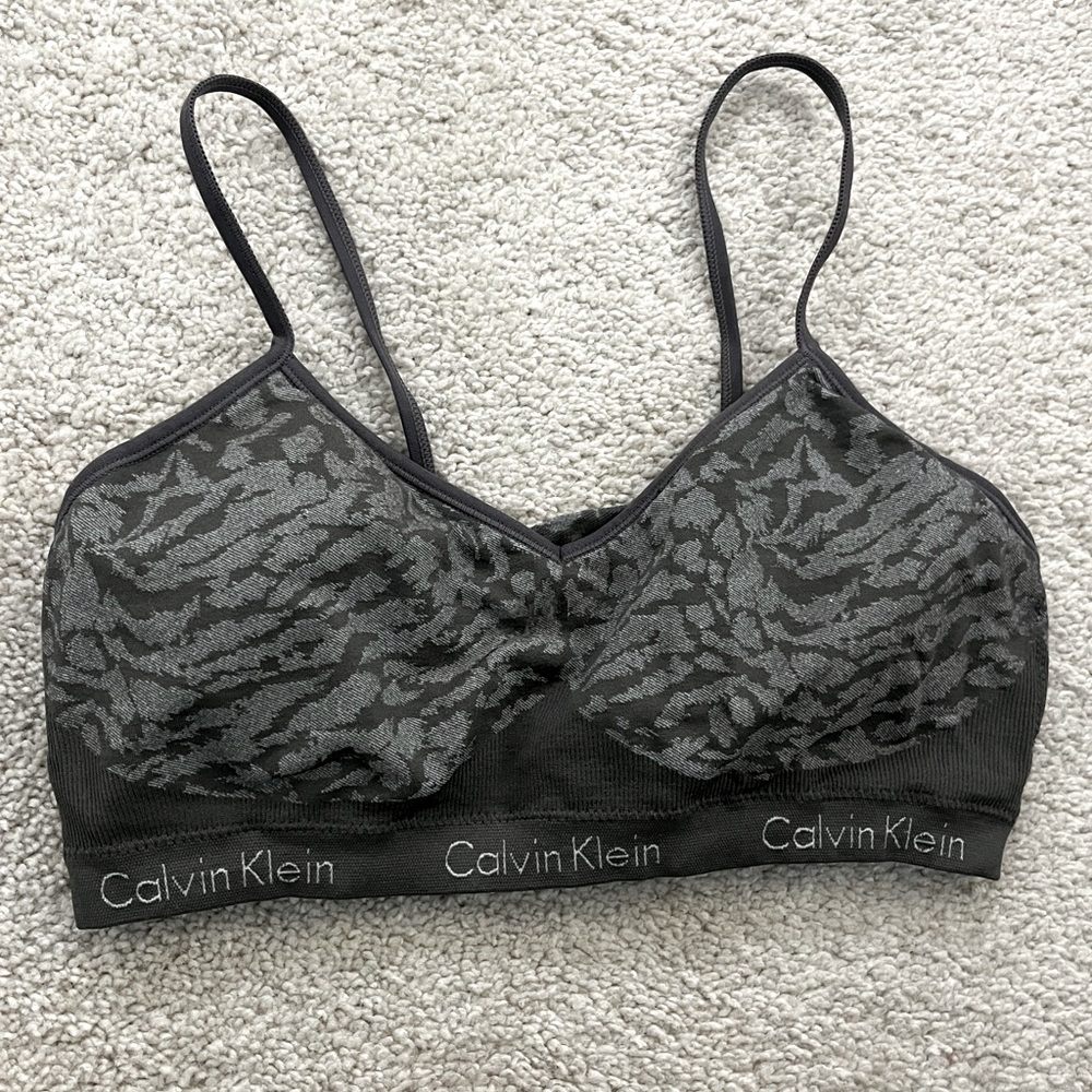 Size small Calvin Klein padded sports bra